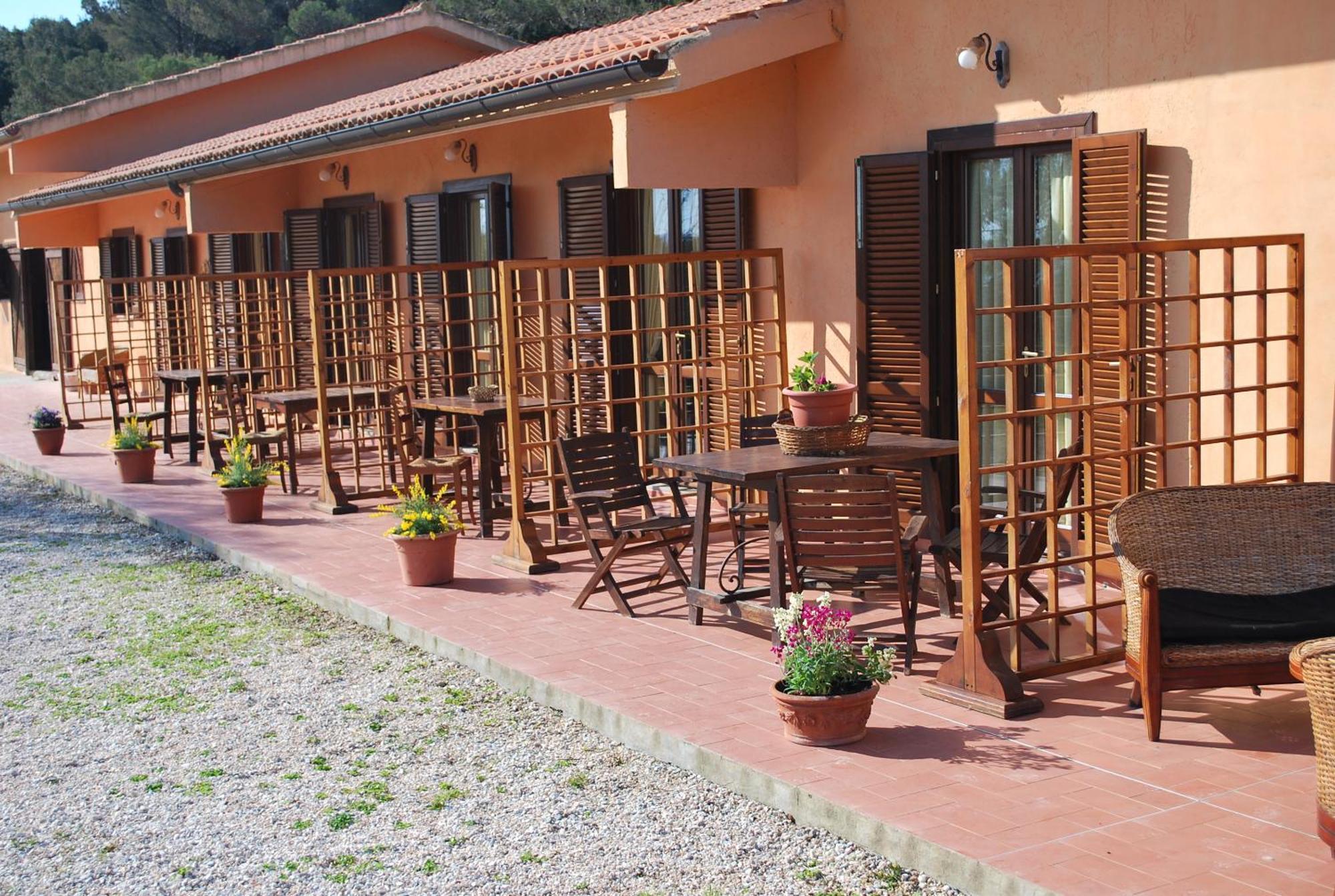 Erba Di Campo Residence クエルチアネッラ エクステリア 写真